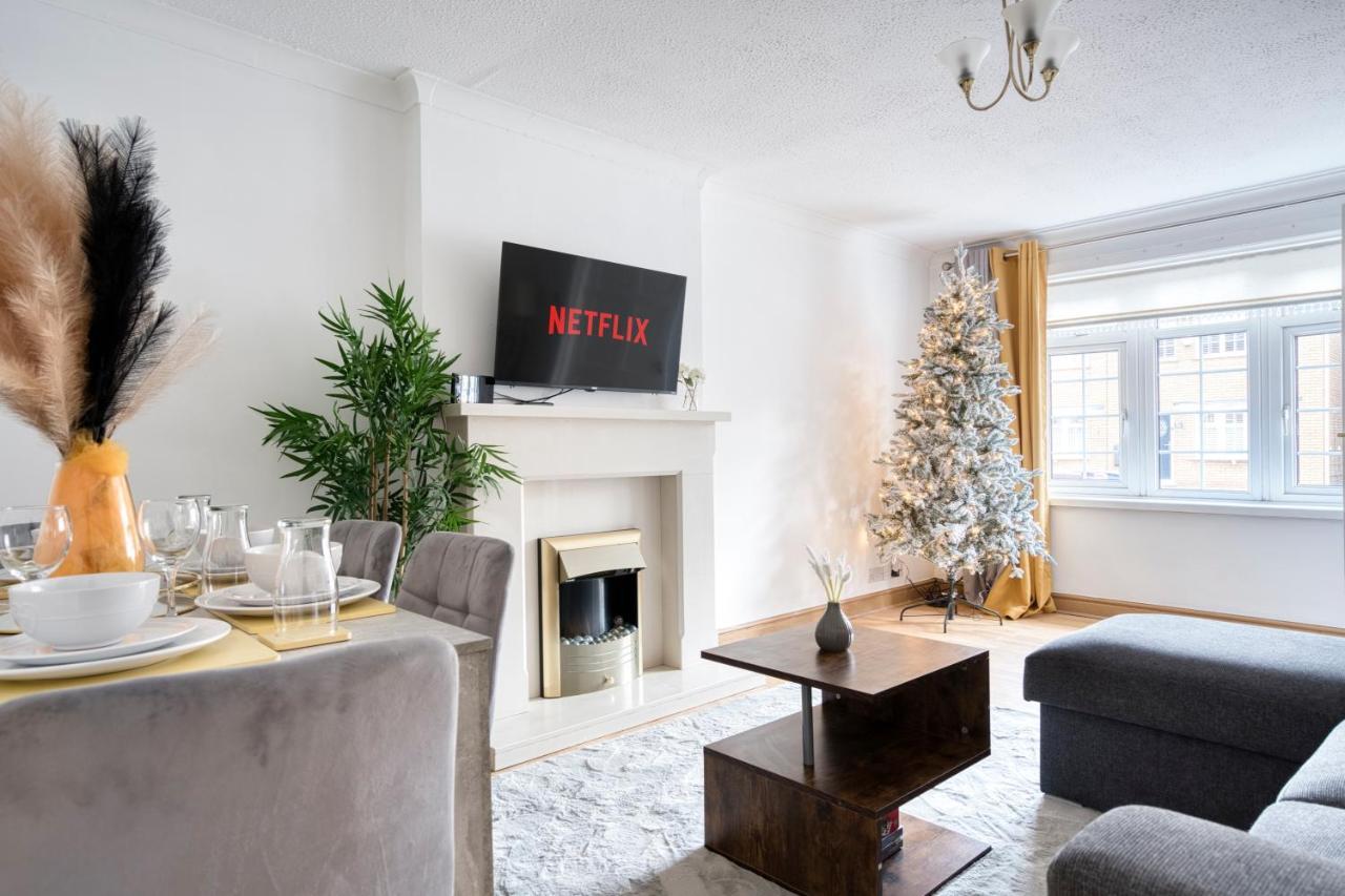 Liverpool Home With Free Parking 西部德比 外观 照片